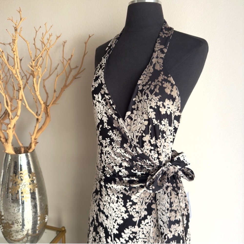 Dress the Population Erica Velvet Floral Halter Wrap Maxi Gown NWT M - Picture 8 of 11